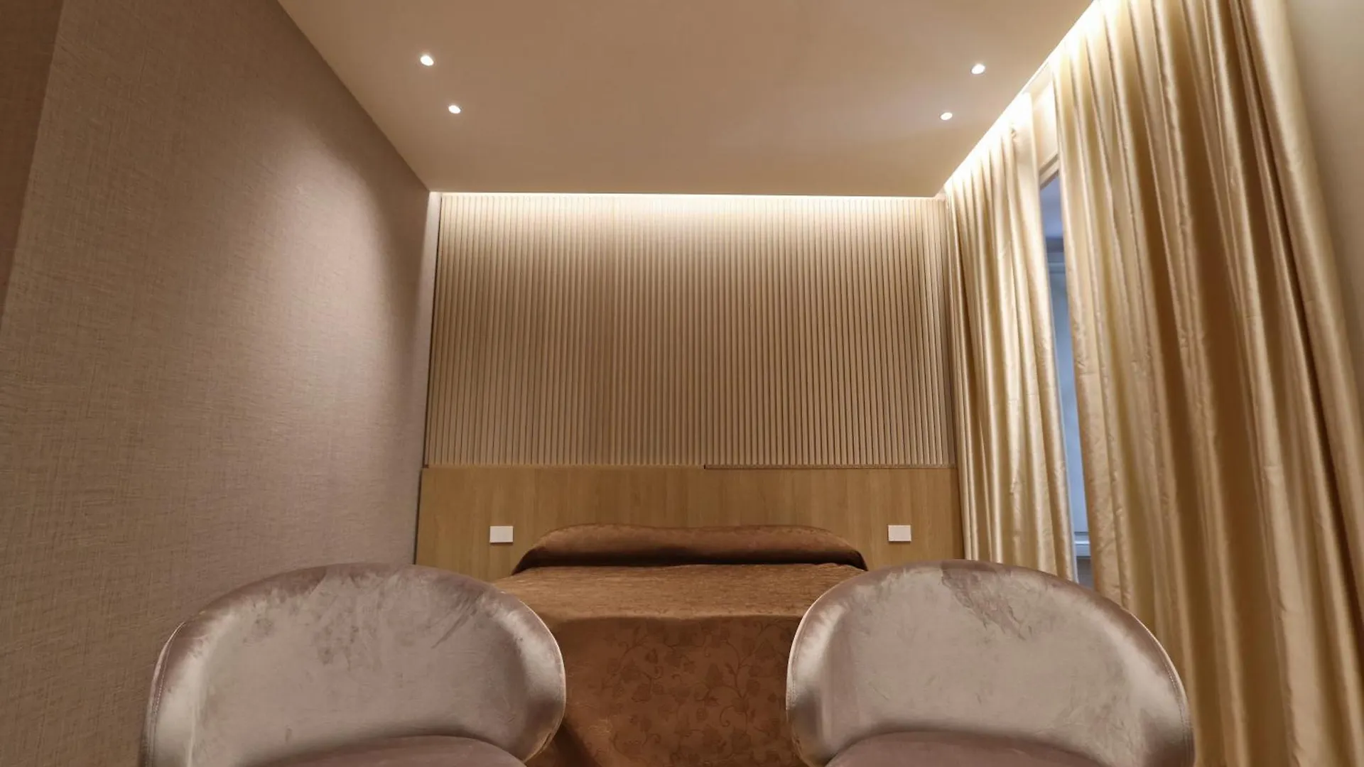 Guest house L'Isola Che Non C'E Hotel Rome Italy