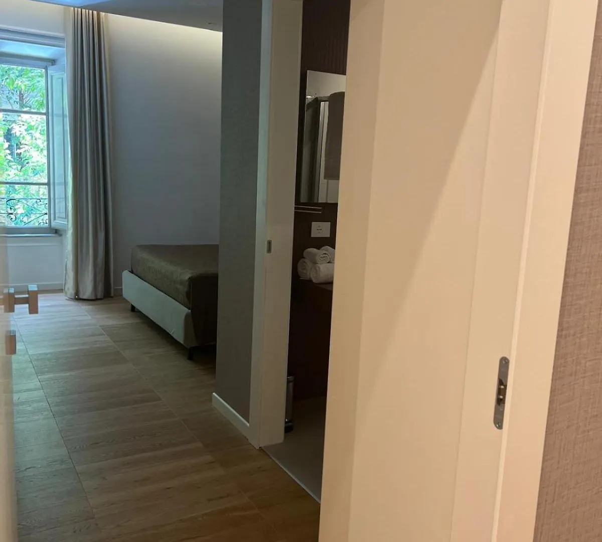 L'Isola Che Non C'E Hotel Rome Guest house