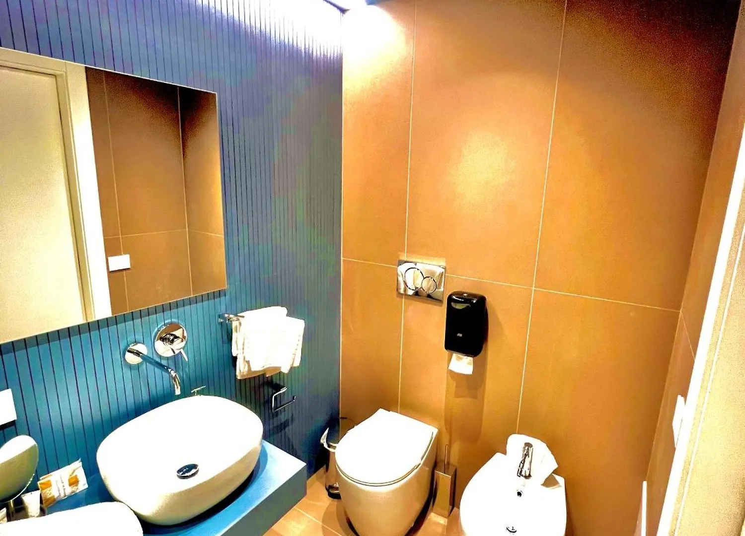 Guest house L'Isola Che Non C'E Hotel Rome Italy