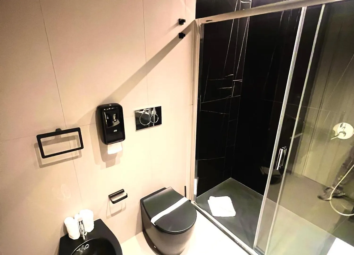 L'Isola Che Non C'E Hotel Rome Guest house